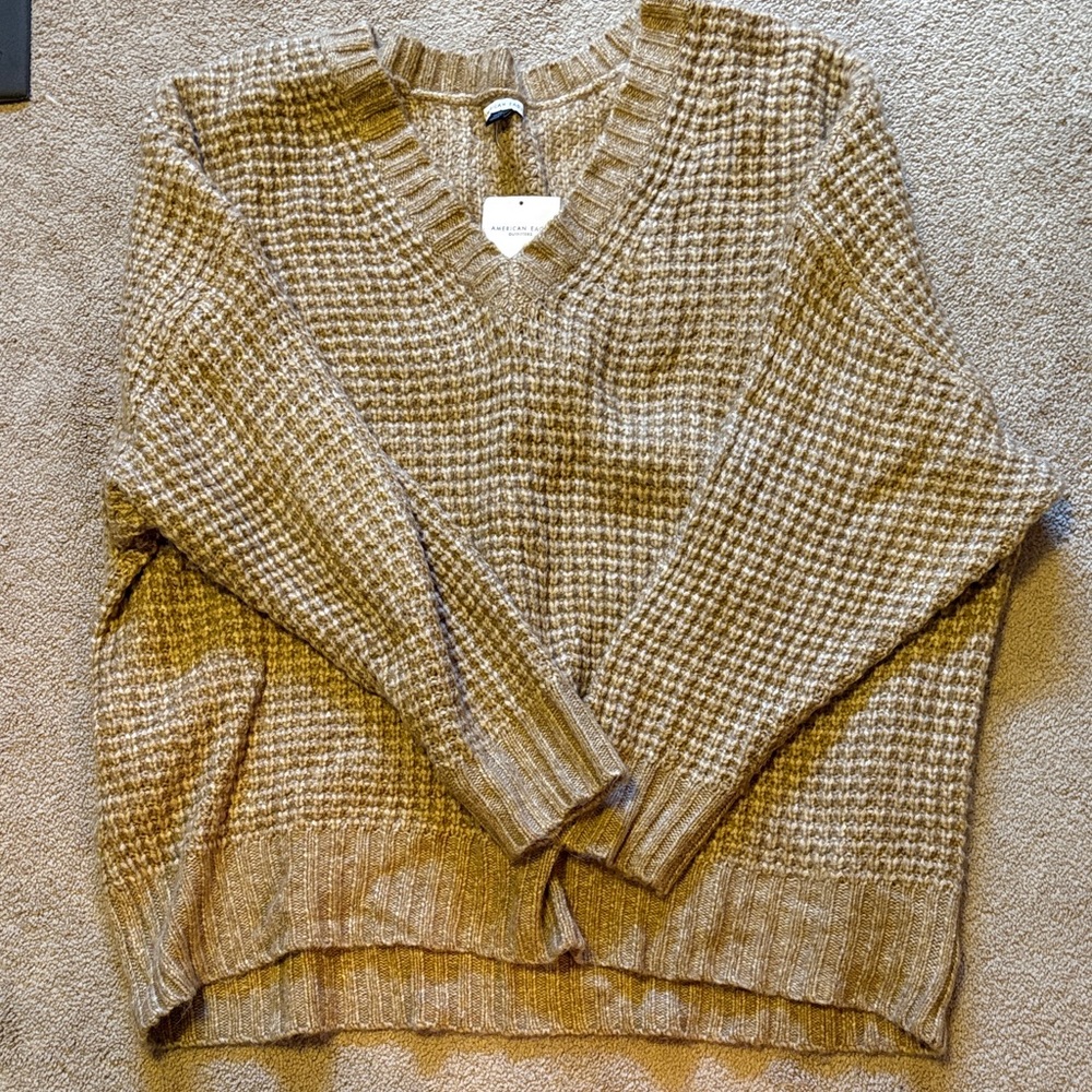 American Eagle Outfitters Taupe V-Neck Houndstooth Knit Sweater